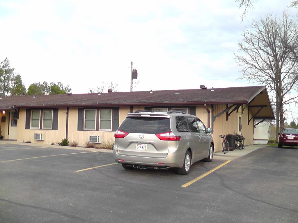 Motel 95 & Campground Hixton Exterior foto
